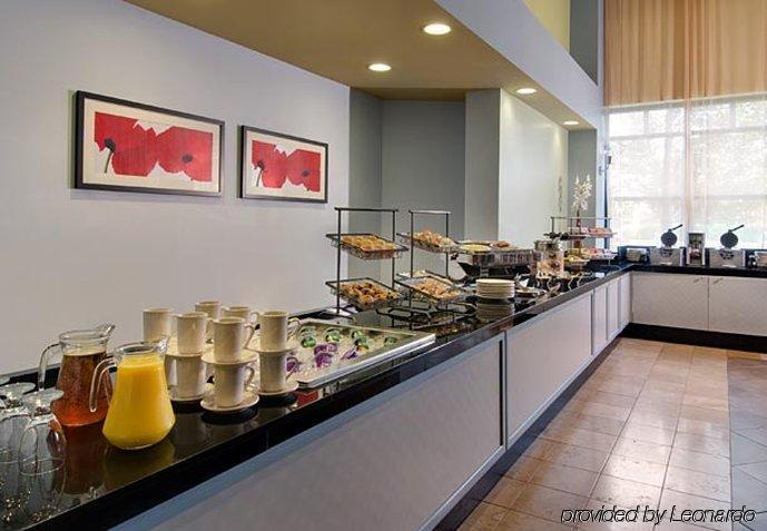 Springhill Suites By Marriott Chicago Southwest At Burr Ridge Hinsdale Restoran foto